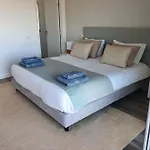 Peter Townhouse * Ναζαρέ
