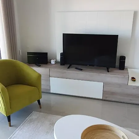 Peter Townhouse 公寓 *