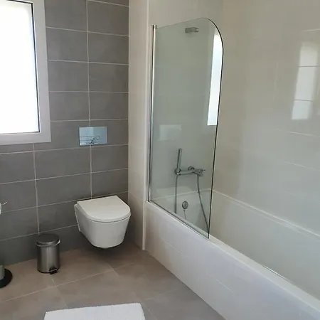 Peter Townhouse 公寓 *